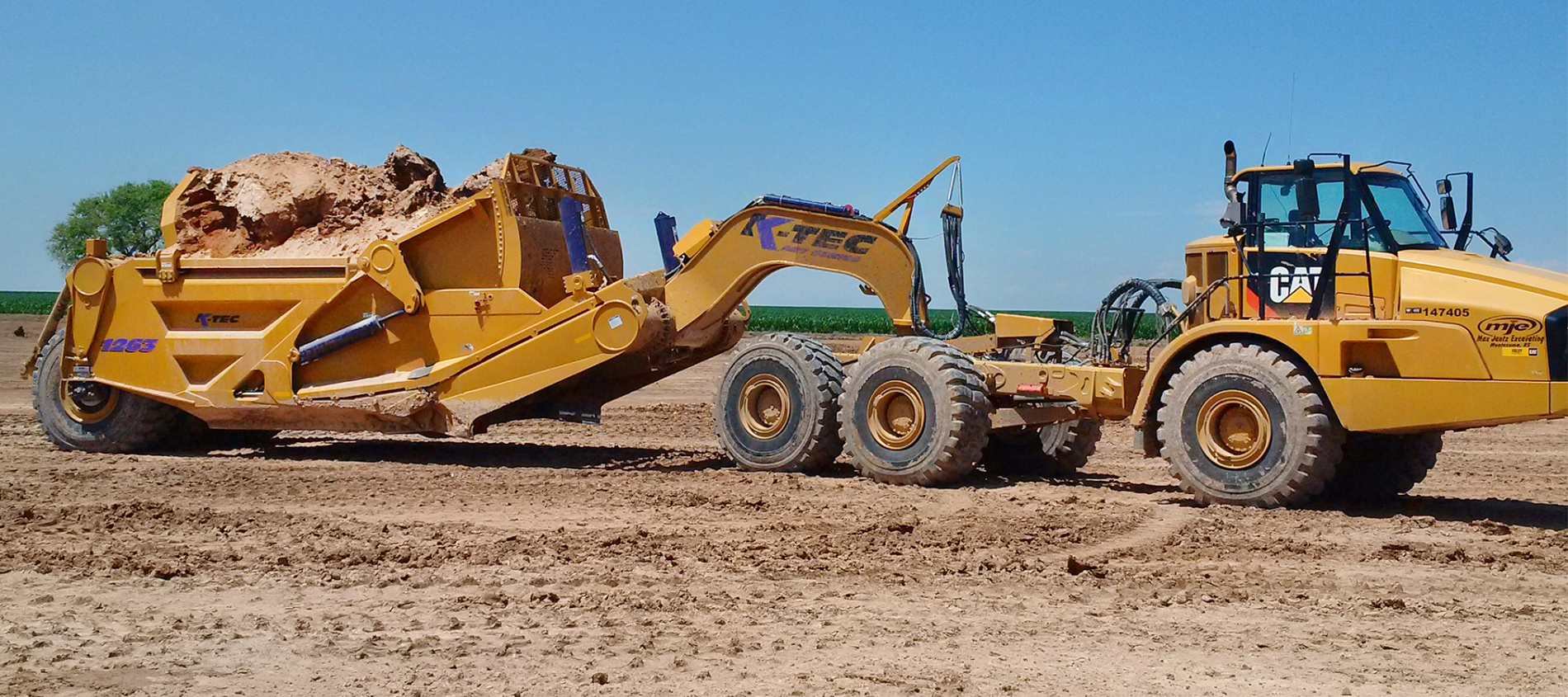 Скрейпер. Грейдер-элеватор 121 КВТ (165 Л.С.). Скрепер Komatsu ws16-2. Скрепер прицепной ДЗ-26. Катерпиллер 620.