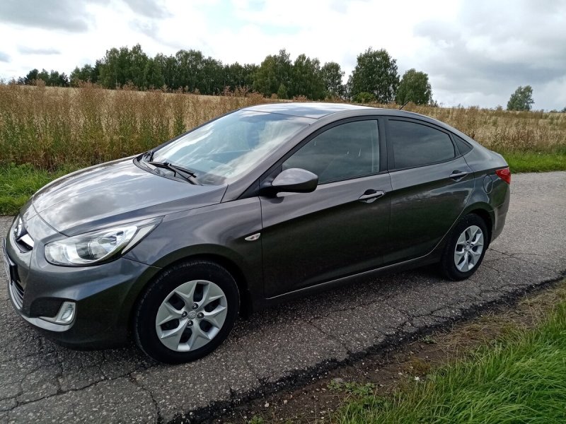 Hyundai Solaris 2015 белый