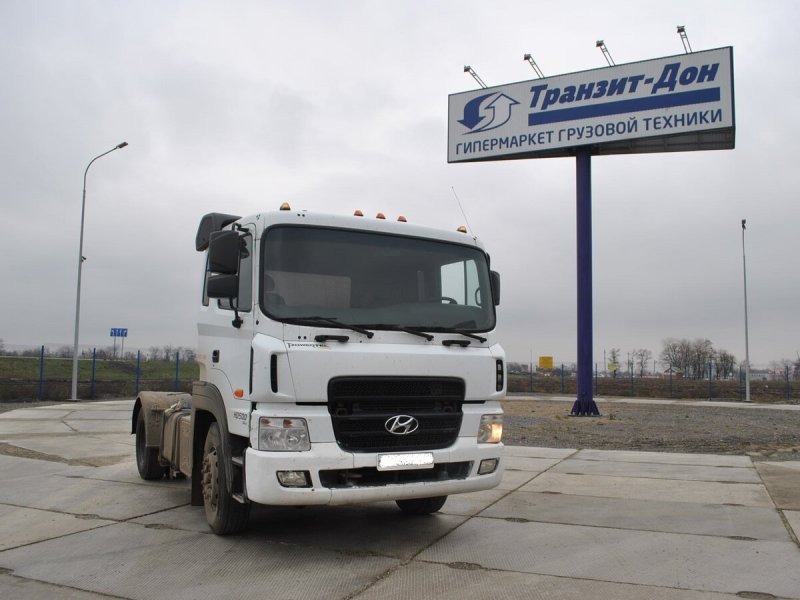 Хендай hd500 тягач