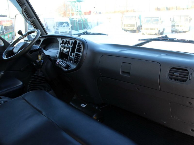 Hyundai HD 78 салон