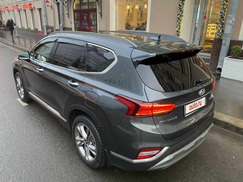 Hyundai Santa Fe 2020 черный