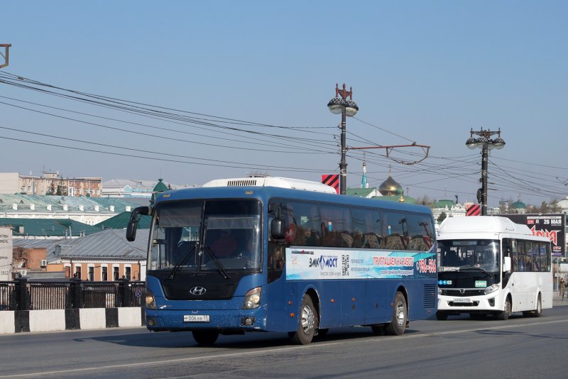 Hyundai Universe 47св