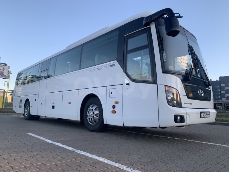 АН 220 66 Hyundai Universe Space Luxury