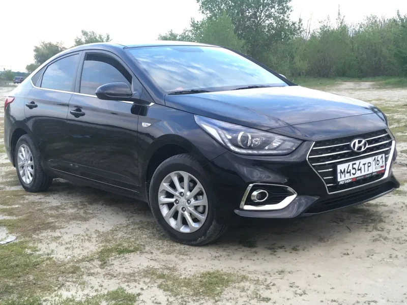 Hyundai Solaris 2013 черный