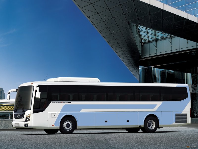 Hyundai Universe Буревестник