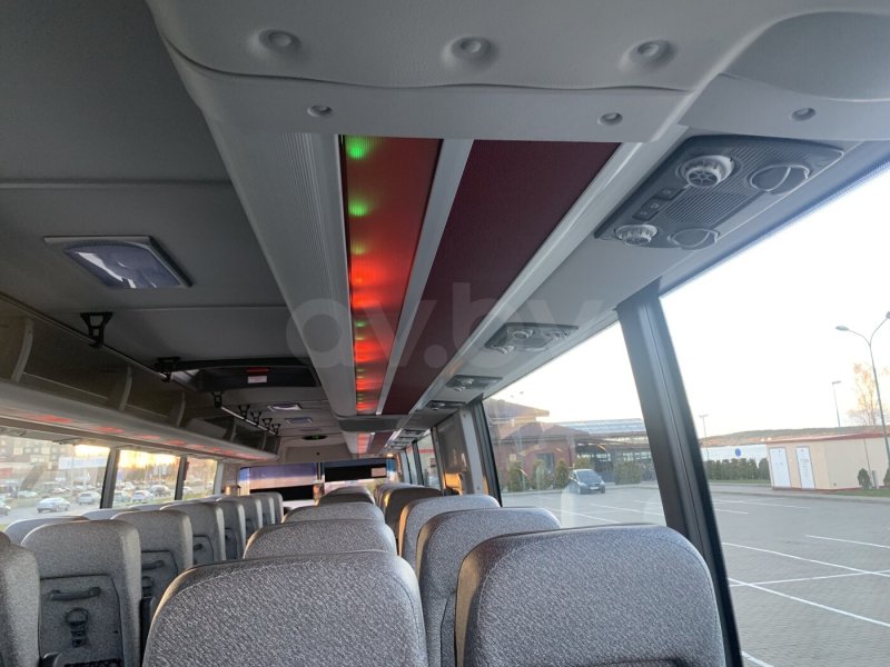Автобус Hyundai Space