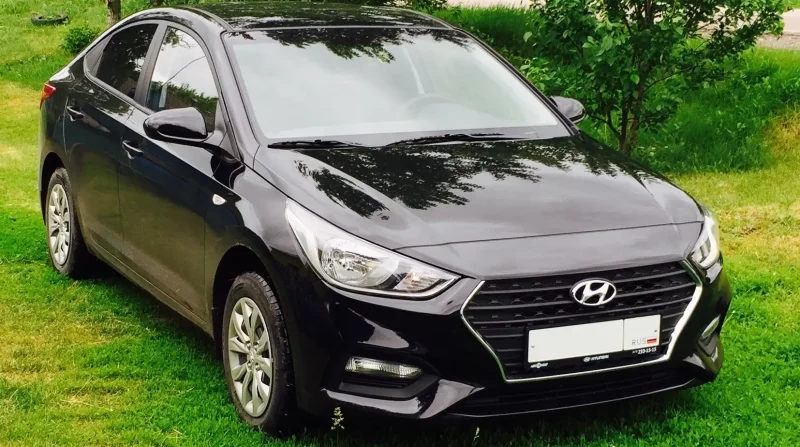 Hyundai Solaris черный