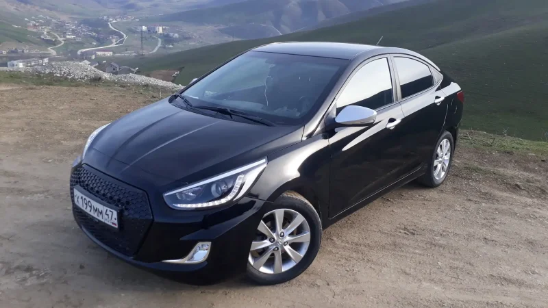 Hyundai Solaris 2016 черный