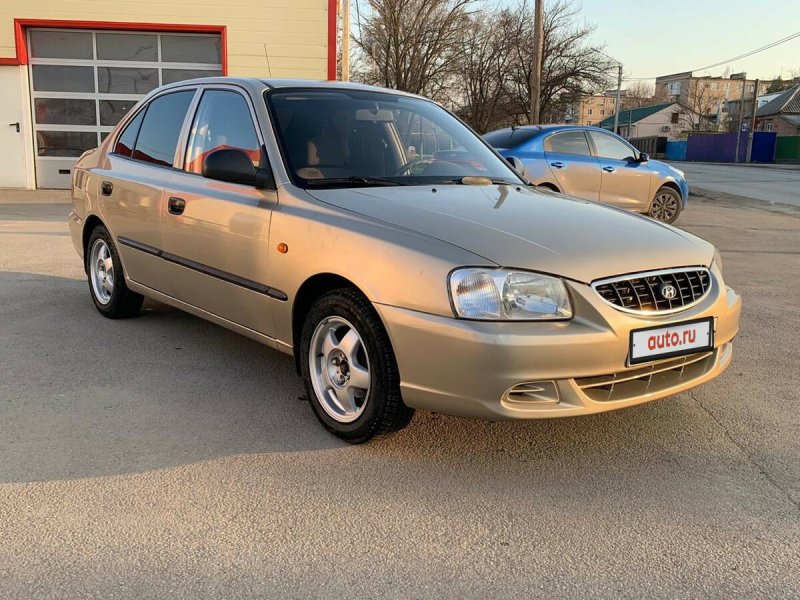 Hyundai Accent 2