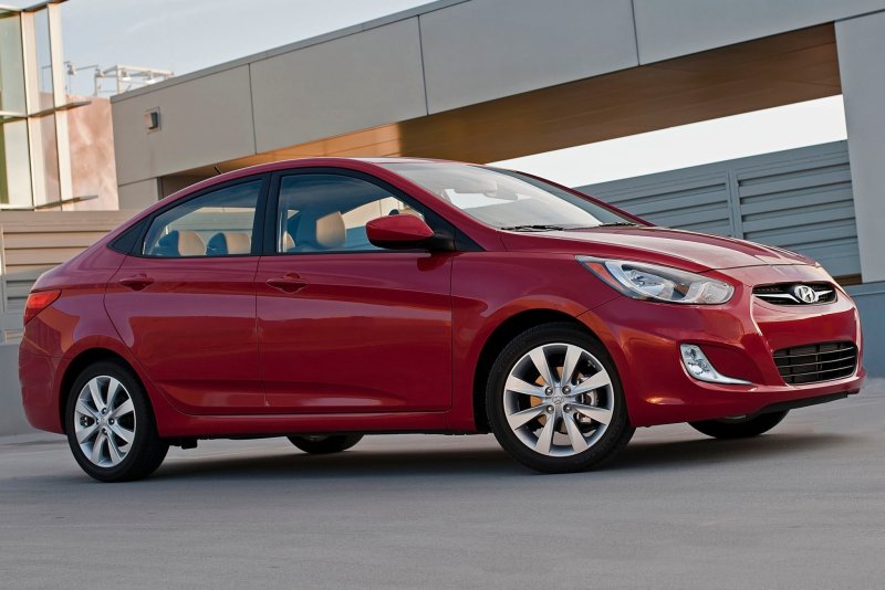Hyundai Accent 2012