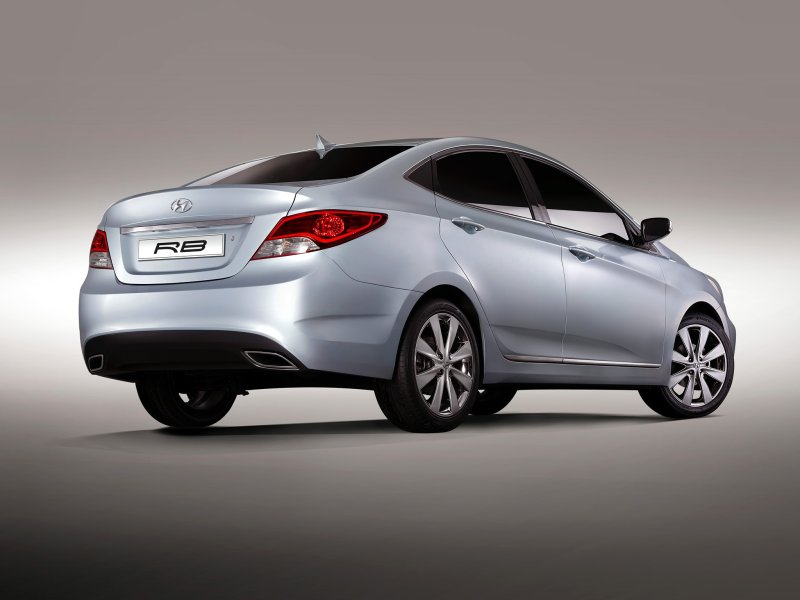 Hyundai 2010 Accent 4(RB)