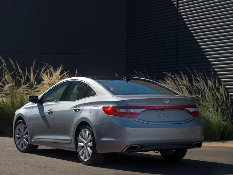 Hyundai-Grandeur-Azera 2015