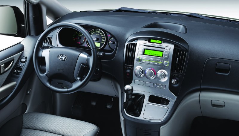 Hyundai h-1 Limited