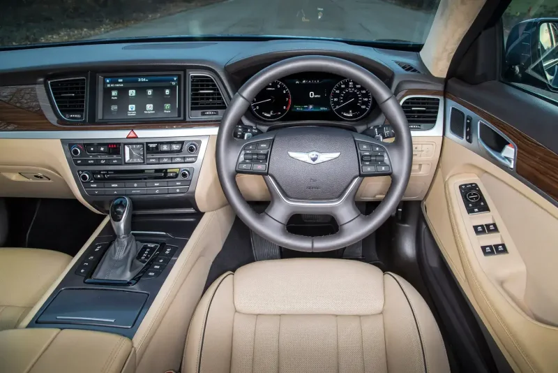 Hyundai Genesis 2013 салон