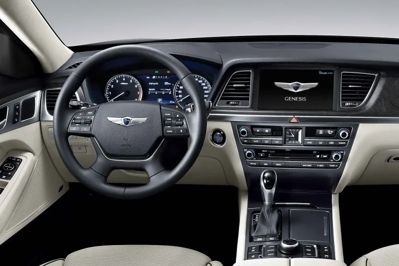 Genesis g90 салон