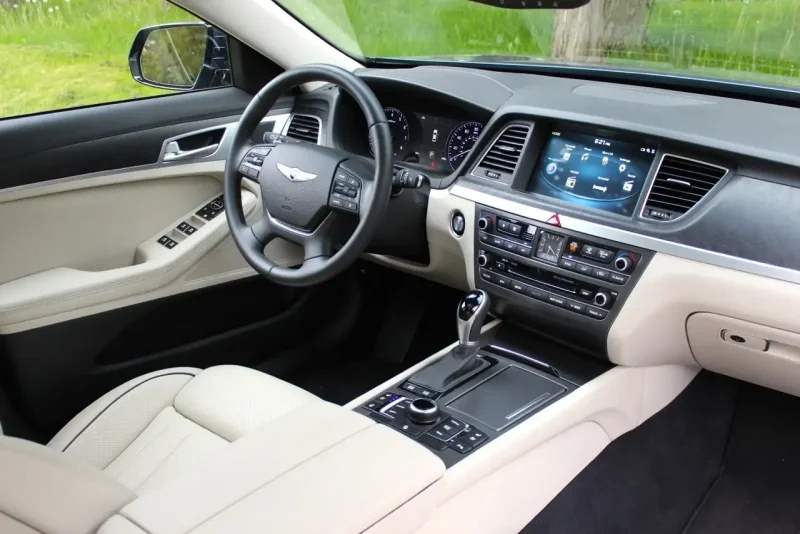 Hyundai Equus 2015 Interior