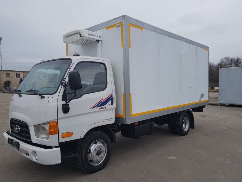 Hyundai HD 78 салон