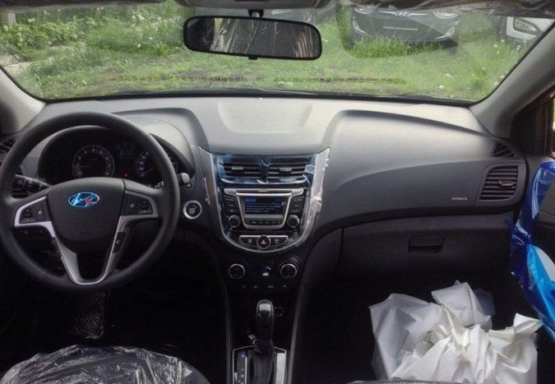 Hyundai Solaris 2012 1.6 автомат