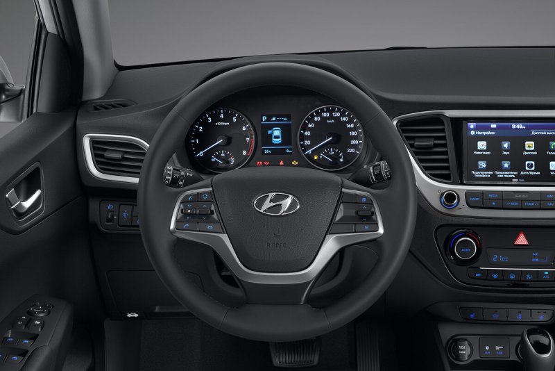 Hyundai Solaris II 2017 салон
