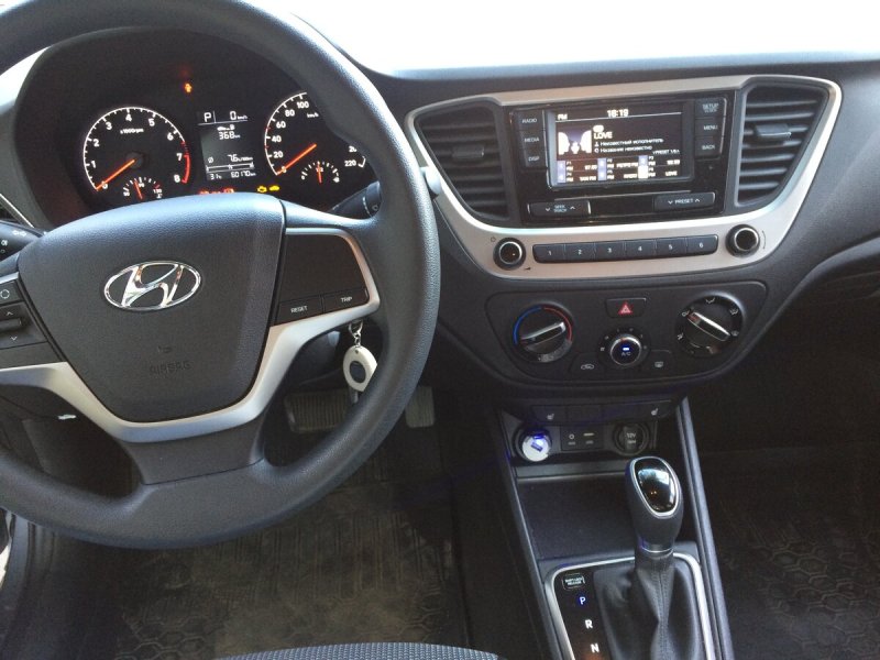 Hyundai Solaris 2017