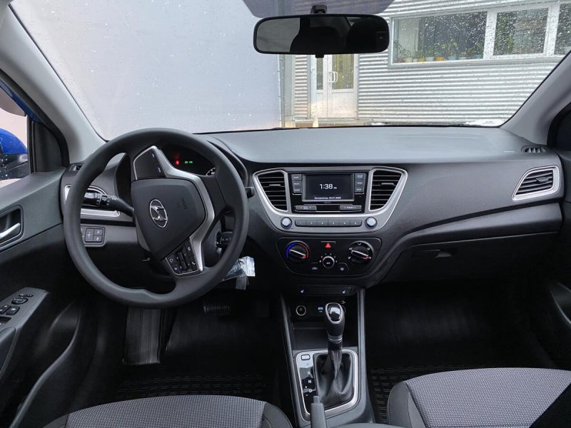 Hyundai Solaris 2 салон