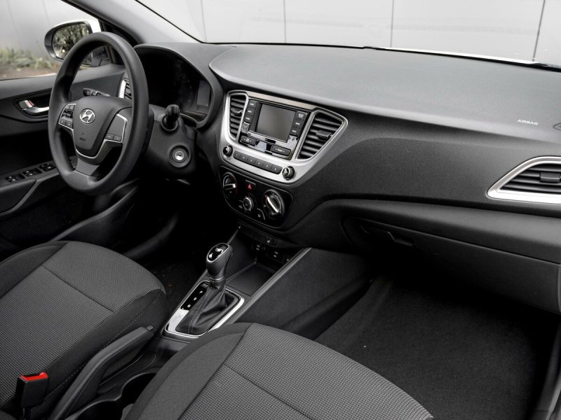 Hyundai Solaris Active