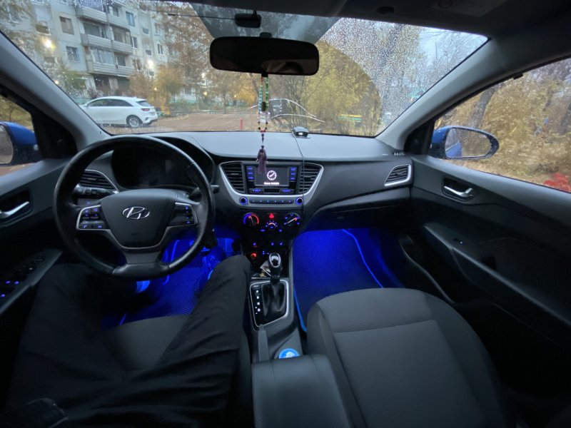 Hyundai Solaris 2 салон