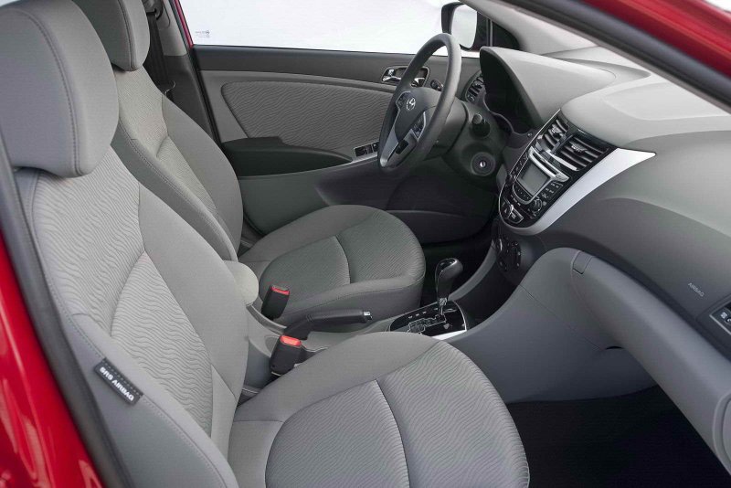 Hyundai Accent 2014 салон