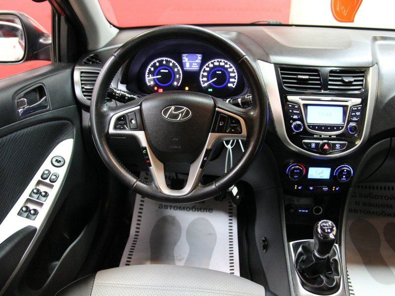 Комплектации Солярис 2012 1.6 автомат