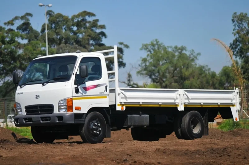 Hino 300 изотермический фургон
