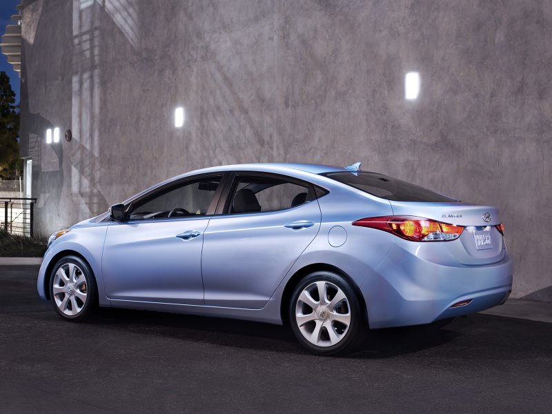 Hyundai Elantra 2013