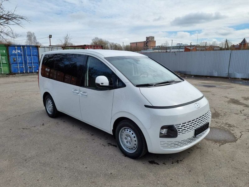 Hyundai Staria 2022