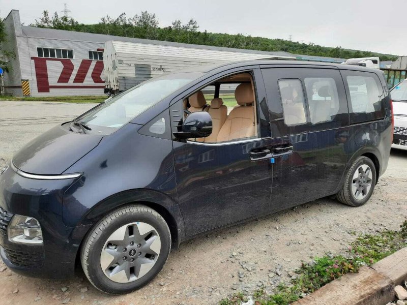 Hyundai Staria 2021