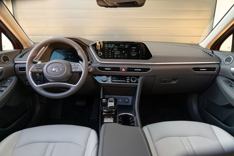 Hyundai Sonata Interior