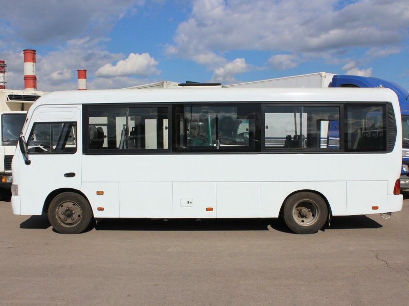 Каунти автобус Хендай 2011