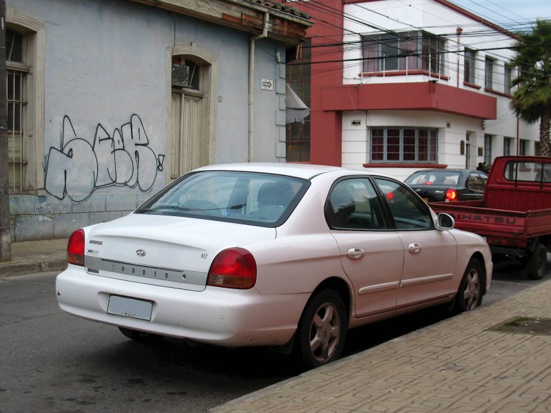Hyundai Sonata 4 1999