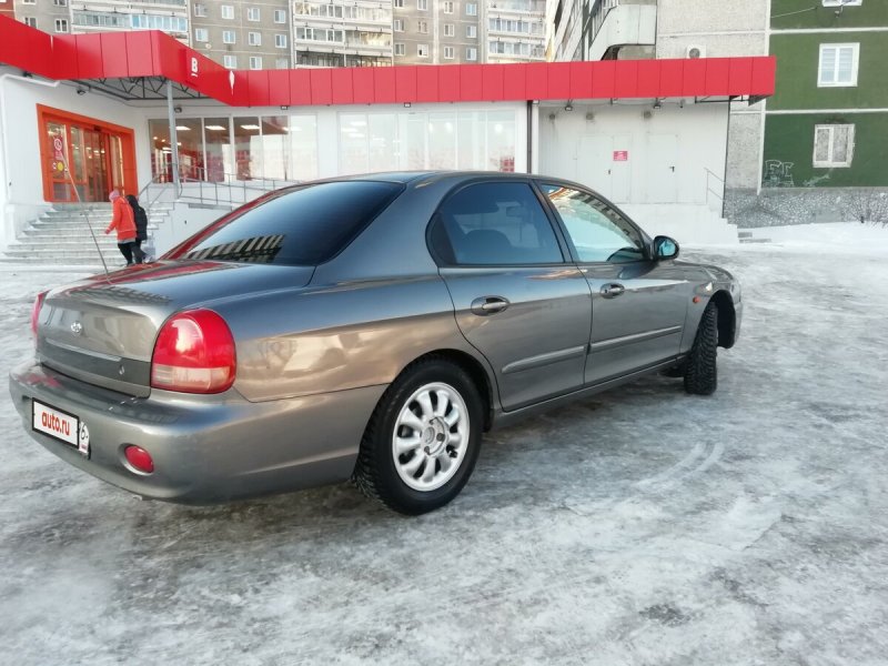 Hyundai Sonata EF 1998