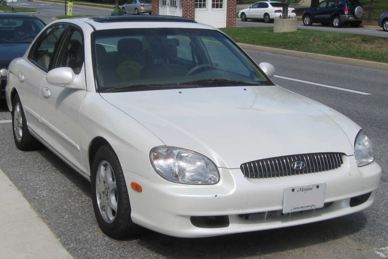 Hyundai Sonata 2000 года