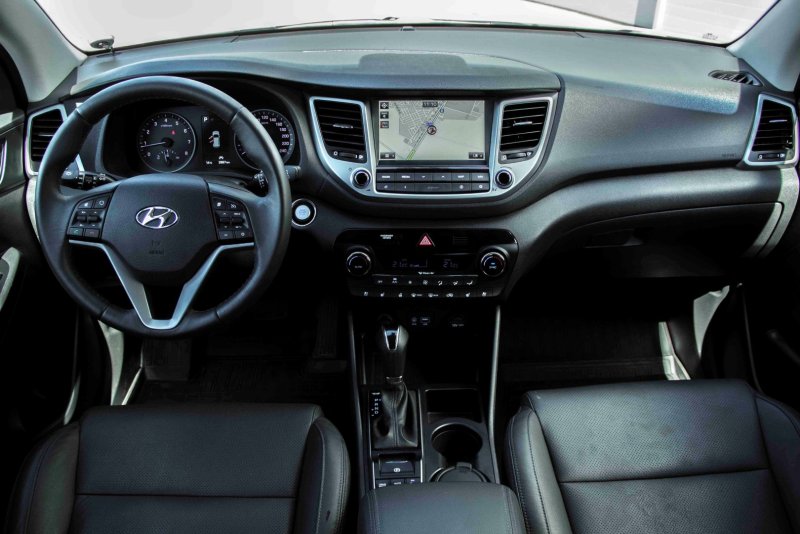 Hyundai Tucson 2016 салон