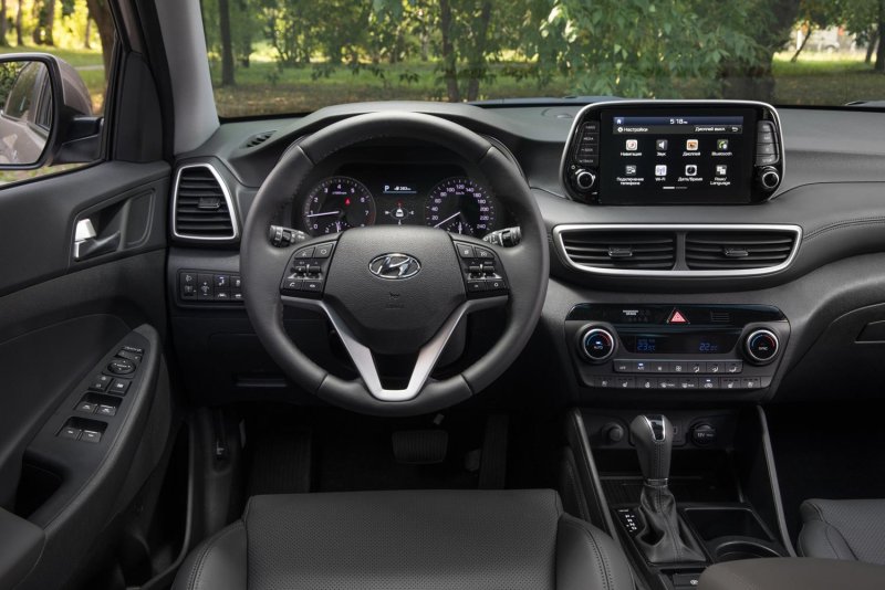Hyundai Tucson 2017 салон