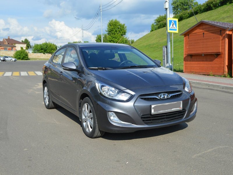 Hyundai Solaris 2013
