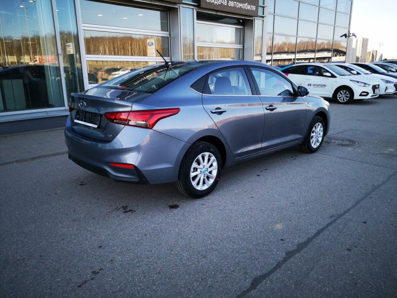Hyundai Solaris 2021 серый