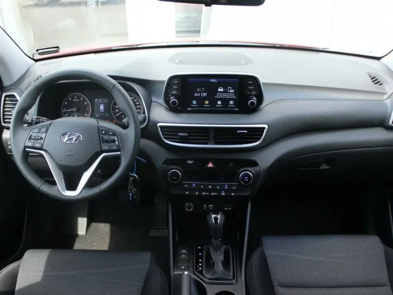 Hyundai Tucson 2019 салон сзади
