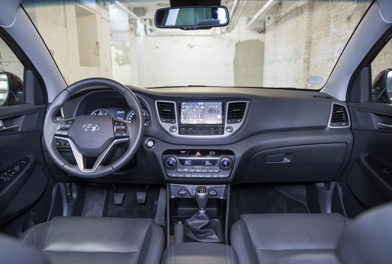 Hyundai Tucson 4 салон