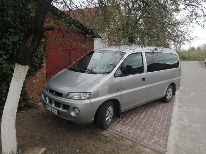 Hyundai h-200, 1998
