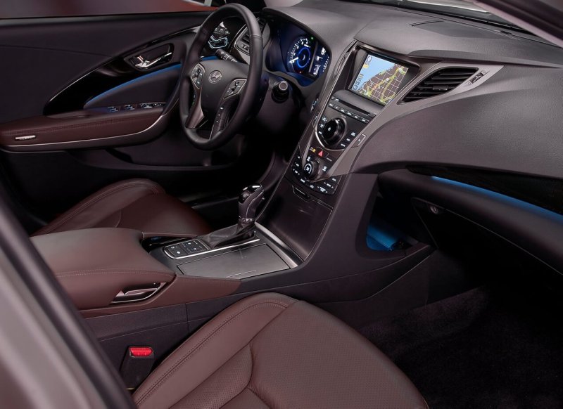 Hyundai Grandeur 2012 черный