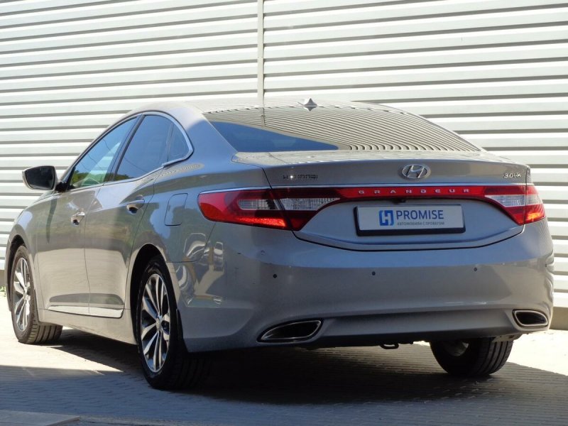 Hyundai Grandeur 2012