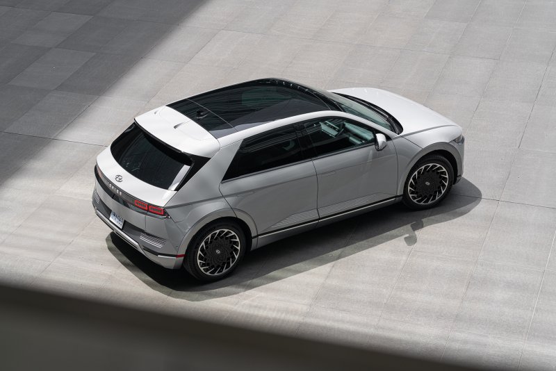 Hyundai Ioniq 2022