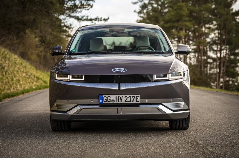 Электромобиль Хендай Ioniq тест драйв