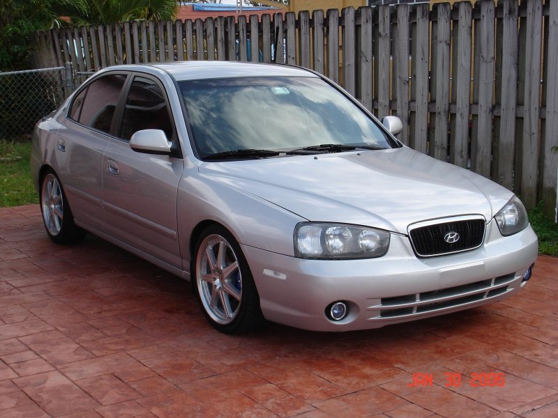 Hyundai Elantra 2003